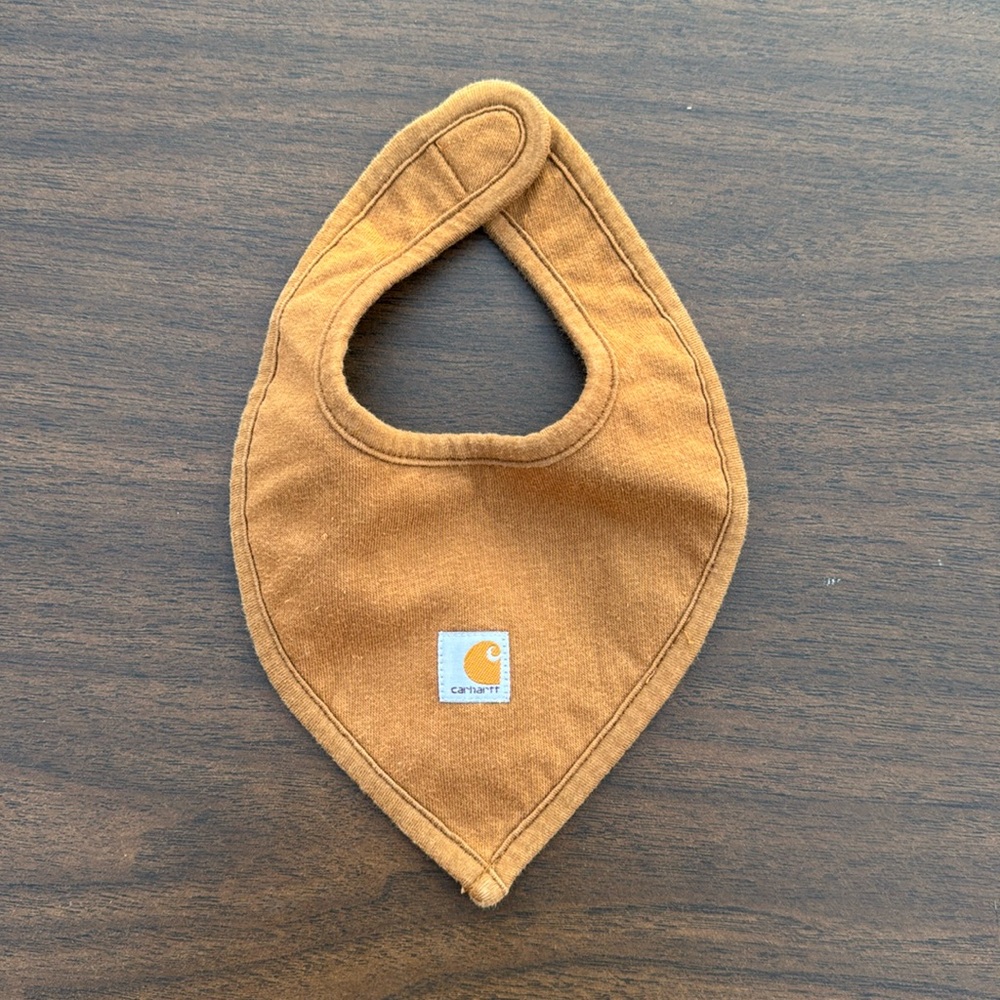 Carhart bib